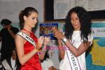 Miss Universe 2009 Stefania Fernandez during a visit to Kamathipura, Mumbai on Sunday,30 May 2010 (24).JPG